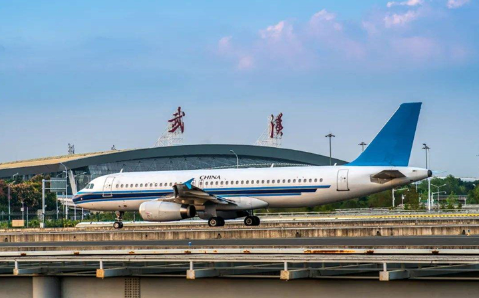 贺州空运武汉机场
